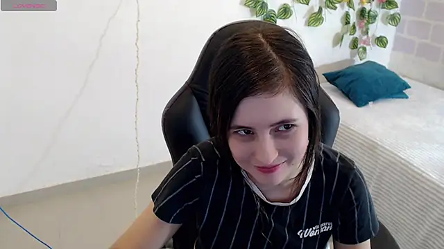 Snapshot of tania_sweet__ chatting on January 2025 07:05:01 PM tania sweet online show from January 2025 07:05:01 PM