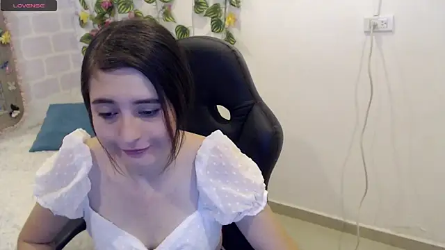 Snapshot of tania_sweet__ chatting on March 2025 04:35:01 PM tania sweet online show from March 2025 04:35:01 PM