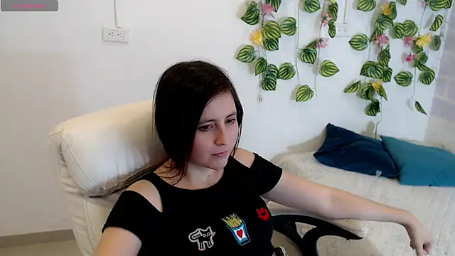 Snapshot of tania_sweet__ chatting on October 2025 06:15:02 PM tania sweet online show from October 2025 06:15:02 PM