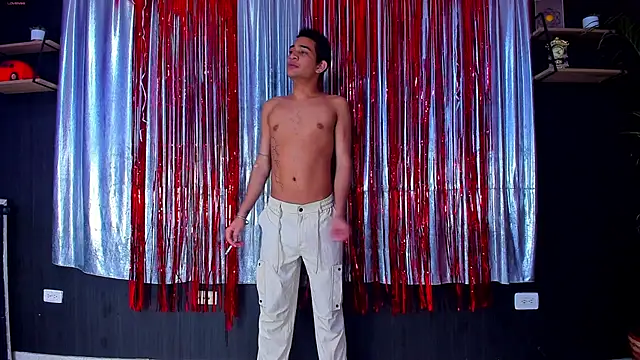 red point x online show from February 2025 02:44:02 AM