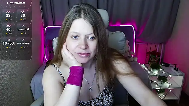 alekasamui online show from February 2025 03:42:02 AM