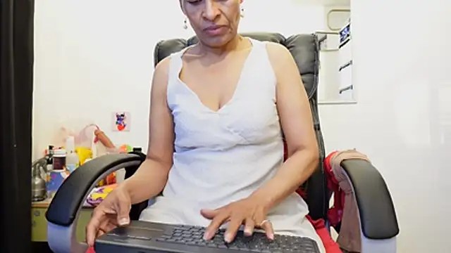 Aries Mature online show from July 2026 12:26:02 AM