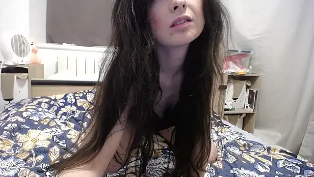 desirmiss1 online show from February 2025 09:43:01 AM