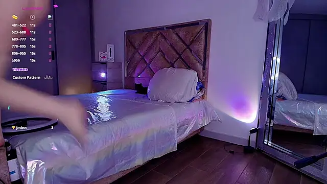 GoddessLinda04 online show from September 2025 10:04:01 PM