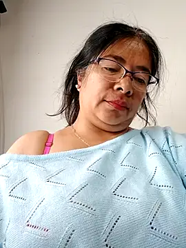   valentina18 online show from March 2025 08:32:01 PM