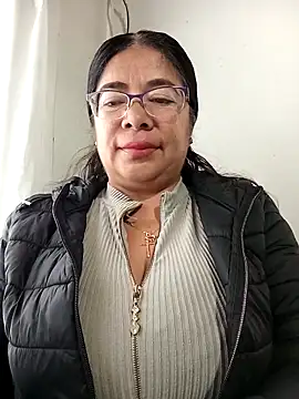   valentina18 online show from September 2025 01:11:02 PM