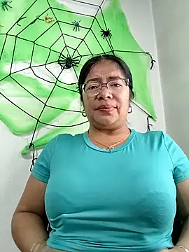   valentina18 online show from October 2025 01:09:01 PM