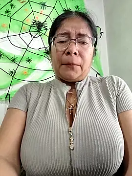   valentina18 online show from October 2025 01:08:01 PM