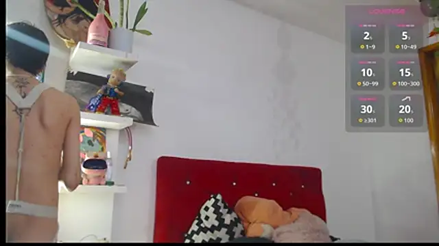 Snapshot of LAICK_01 chatting on February 2026 12:18:02 AM LAICK 01 online show from February 2026 12:18:02 AM