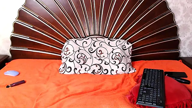 PrettyHairyBlonde online show from December 2024 07:49:02 AM