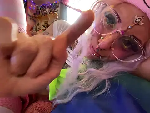 BABYUNICORN online show from January 2025 09:20:02 PM