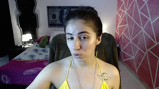 Snapshot of valentina_angel chatting on November 2025 03:18:02 AM valentina angel online show from November 2025 03:18:02 AM