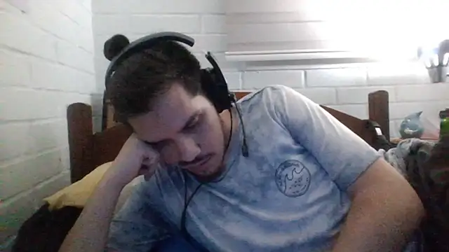 hung weeb online show from March 2025 02:49:02 AM