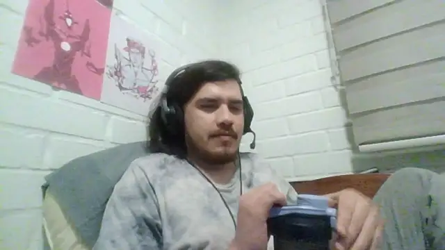 hung weeb online show from October 2025 02:26:01 AM