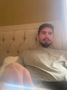 Tomthelong online show from March 2025 06:41:02 PM