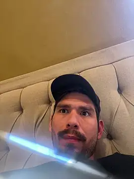 Tomthelong online show from March 2025 09:56:01 PM