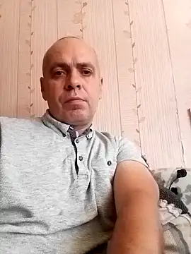 Snapshot of Robertvirt chatting on September 2025 12:48:01 PM Robertvirt online show from September 2025 12:48:01 PM