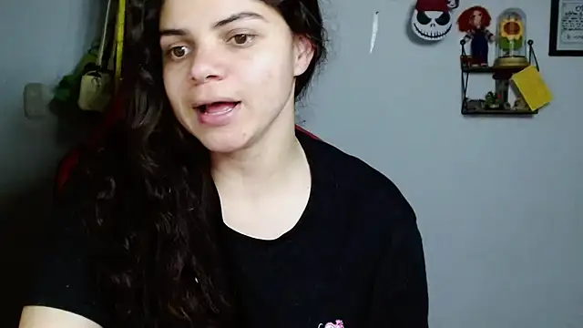 Snapshot of Nikkykora15 chatting on January 2025 02:21:02 AM Nikkykora15 online show from January 2025 02:21:02 AM