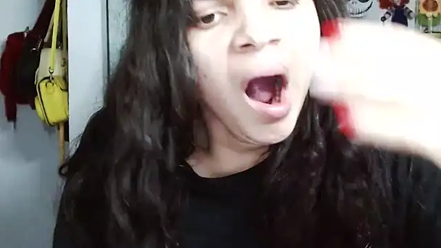 Snapshot of Nikkykora15 chatting on January 2025 02:11:02 AM Nikkykora15 online show from January 2025 02:11:02 AM