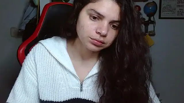 Snapshot of Nikkykora15 chatting on March 2025 01:22:01 AM Nikkykora15 online show from March 2025 01:22:01 AM