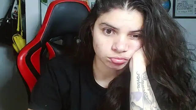 Snapshot of Nikkykora15 chatting on March 2025 12:17:01 AM Nikkykora15 online show from March 2025 12:17:01 AM