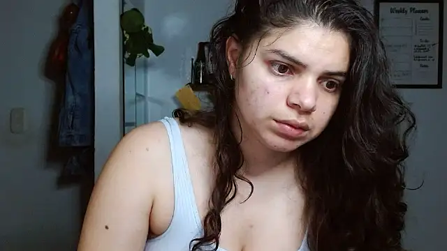 Snapshot of Nikkykora15 chatting on November 2025 01:28:01 AM Nikkykora15 online show from November 2025 01:28:01 AM