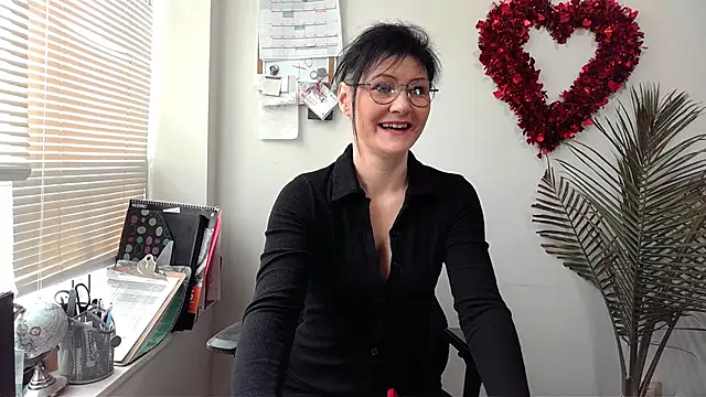 City Kat online show from January 2025 04:00:02 PM