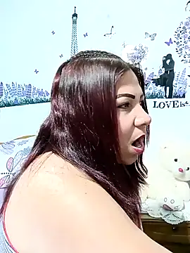 Snapshot of Alyona21 chatting on January 2025 11:33:01 PM Alyona21 online show from January 2025 11:33:01 PM