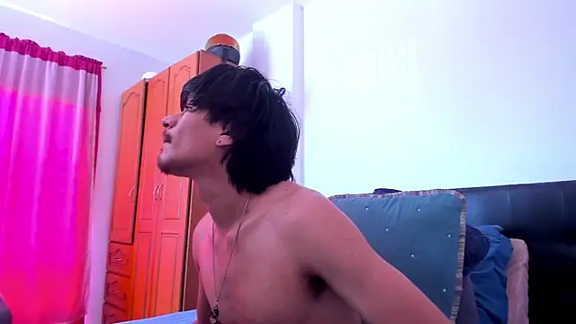 Eiden allenx online show from February 2026 06:41:01 PM