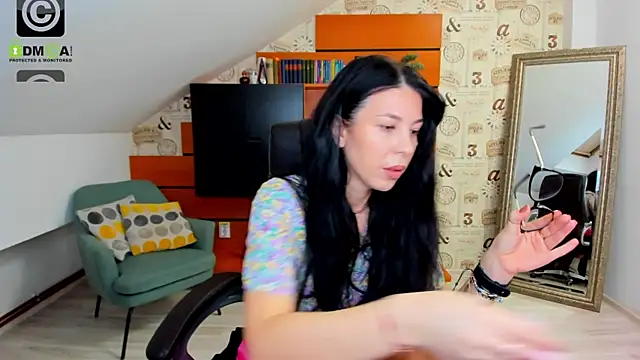 EmillyTaylor online show from January 2025 04:21:01 AM