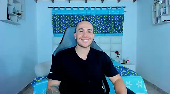 juan  jimenez online show from January 2025 12:05:02 AM