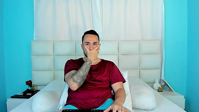 juan  jimenez online show from October 2025 07:47:02 PM