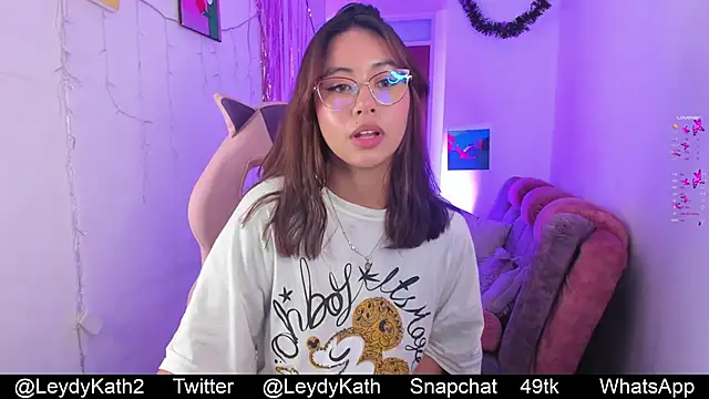 Nasha abby online show from December 2024 06:28:01 PM