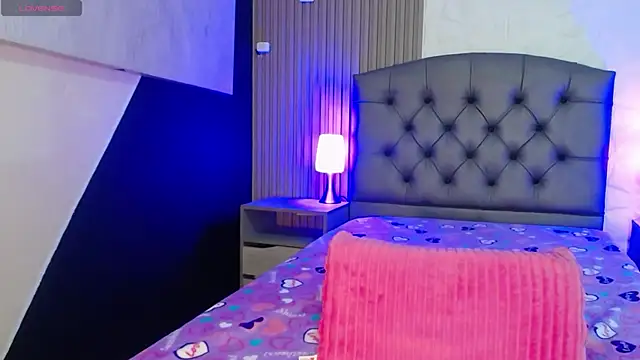 cheryl hs online show from January 2025 03:00:01 AM