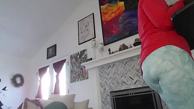 AuroraWillows online show from March 2025 07:40:01 PM