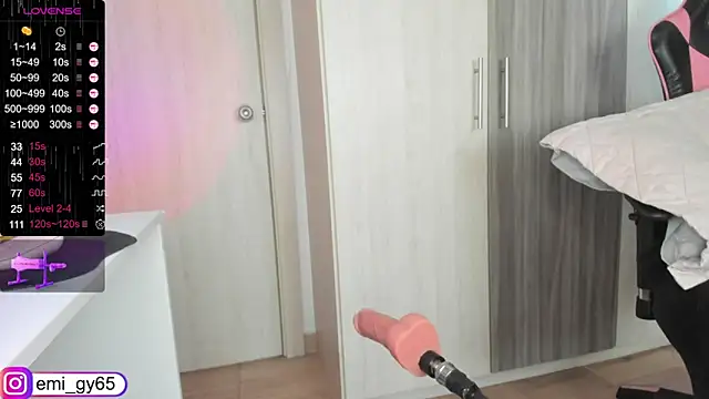 emilyn grey1 online show from March 2025 04:18:02 PM