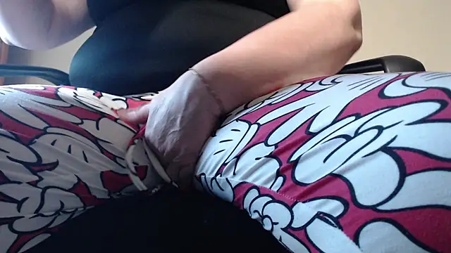 JoannaAndNeighbour online show from March 2025 01:51:01 PM