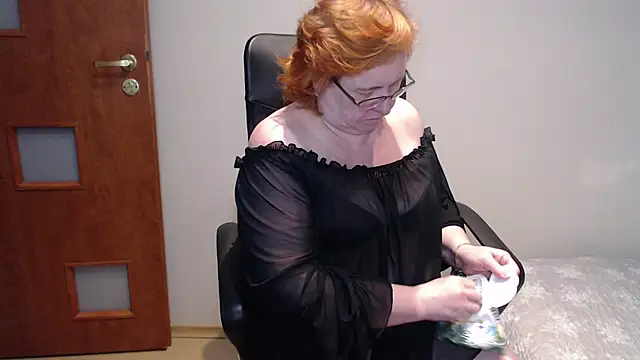 JoannaAndNeighbour online show from March 2025 01:01:02 PM