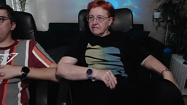 JoannaAndNeighbour online show from October 2025 10:34:02 AM