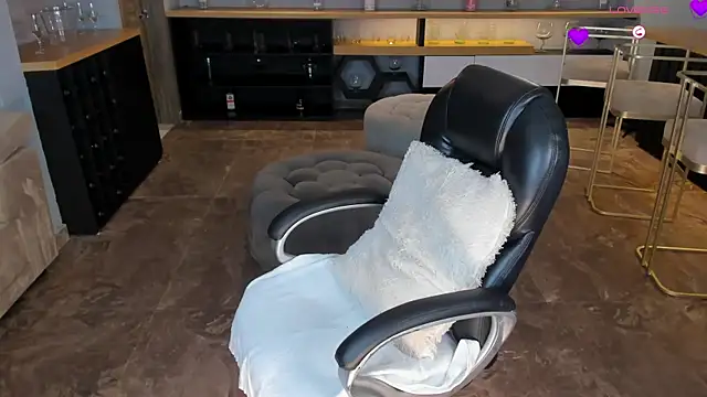 KateOwens online show from March 2025 10:26:02 AM