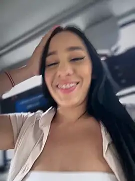 Snapshot of __IRIS__ chatting on March 2026 06:04:02 PM IRIS online show from March 2026 06:04:02 PM