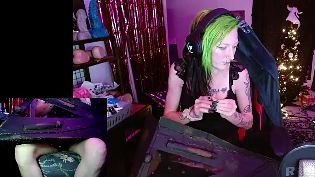 alicewonder09 online show from December 2025 04:18:02 AM