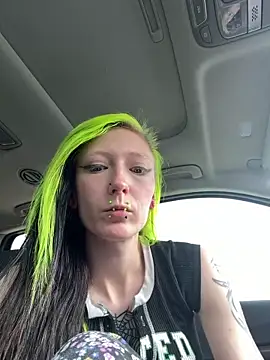 alicewonder09 online show from March 2026 04:35:02 PM