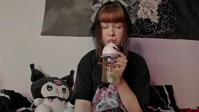 t0riayun0 online show from December 2024 12:11:02 AM