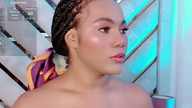 Snapshot of Sara_Boom chatting on June 2026 04:27:01 AM Sara Boom online show from June 2026 04:27:01 AM