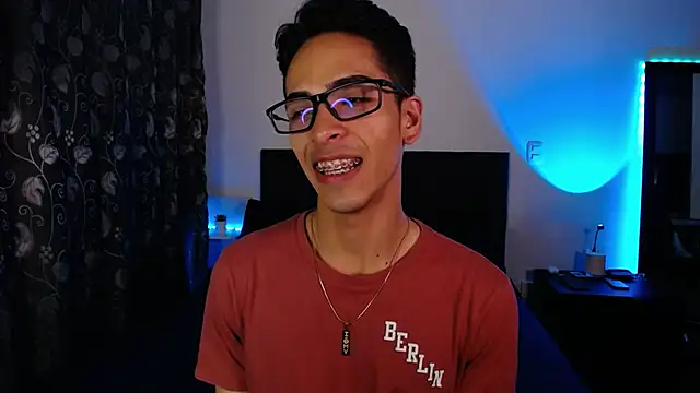 Snapshot of aodaboyyy chatting on January 2025 12:49:02 AM aodaboyyy online show from January 2025 12:49:02 AM