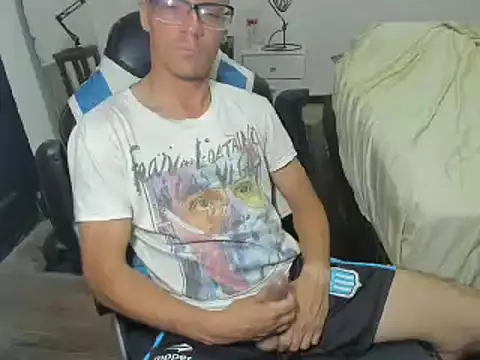 guachin hunk online show from December 2024 04:31:02 AM