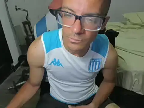 guachin hunk online show from December 2024 05:26:02 AM