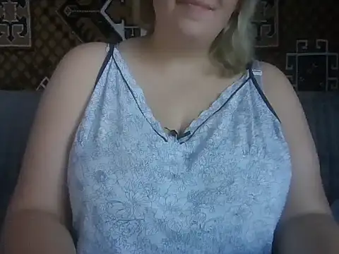 Diana Britt online show from September 2025 05:28:02 AM