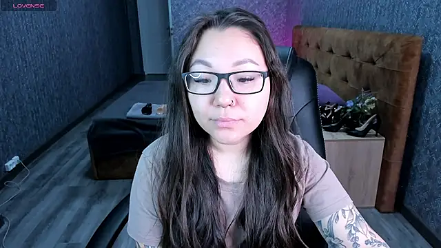 gentle muse online show from January 2025 10:18:01 PM